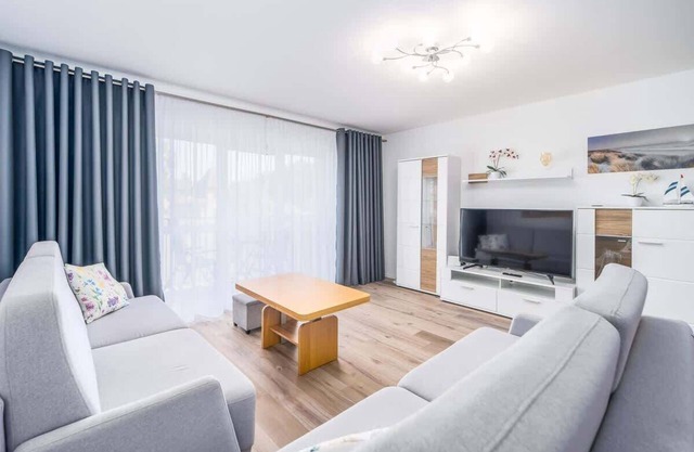 Zwycięstwa 9 | Bright Apartment | Balcony