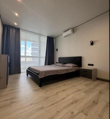 Pozniaky Apartment | Видові Апартаменти Residential GREAT