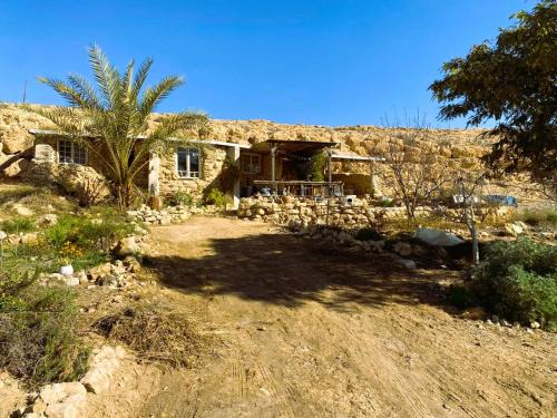 Mitzpe Ramon Other | כרם שיזף