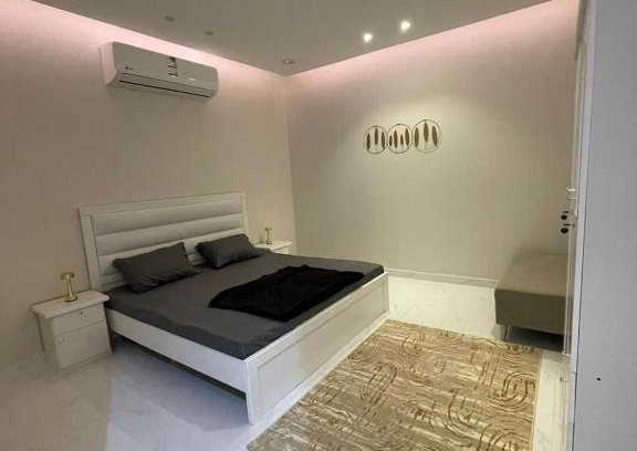 Riyadh Apartment | شقه مفروشه بسطح بفيلا منفصله