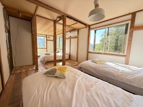 Nagawa House | 玄関開けたらスキー場!400平米の贅沢空間で大型犬もOKシアタールーム完備 Skiin 400m2 Luxury Lodge Large Dogs OK Big Theater Room