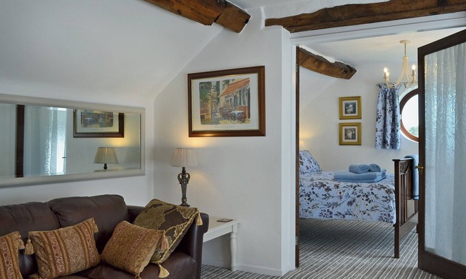 Balterley Cottage | 1 bedroom accommodation in Betley, near Nantwich