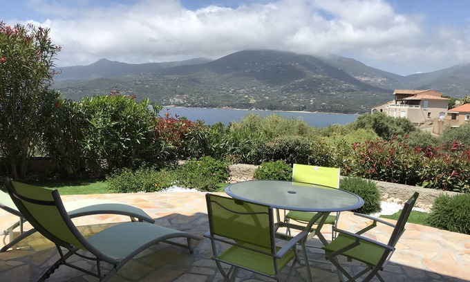 Propriano Apartment | 1 bedroom apartment in villa, quiet, sea view, near beaches and town center