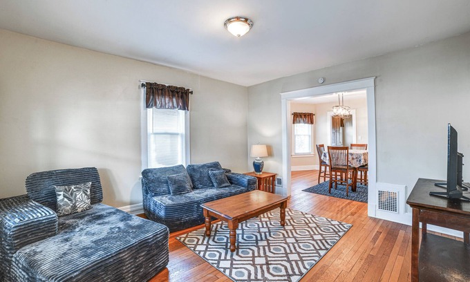 Binghamton Apartment | 1 Mi to Dtwn Binghamton: Apt w/Covered Balcony!