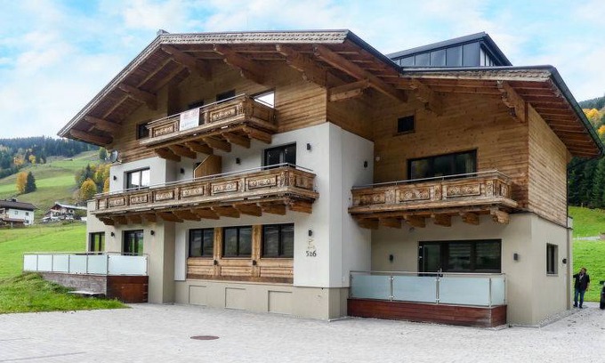 Saalbach-Hinterglemm Apartment | 110 m² Apartment ∙ 5 bedrooms ∙ 11 guests