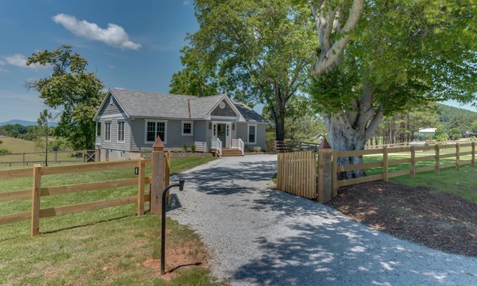 Columbus House | 112 m² House ∙ 3 bedrooms ∙ 6 guests