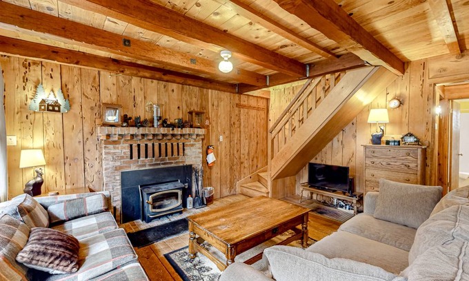 McKinney Estates Cabin | 118 m² Cabin ∙ 3 bedrooms ∙ 8 guests