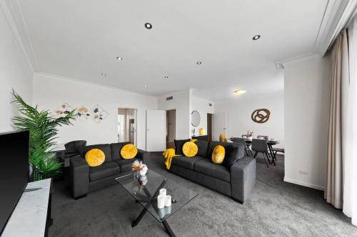 Caulfield North Apartment | 120 m² Apartment ∙ 2 bedrooms ∙ 6 guests