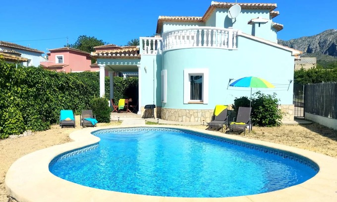 Beniarbeig Villa | 120 m² Villa ∙ 3 bedrooms ∙ 6 guests