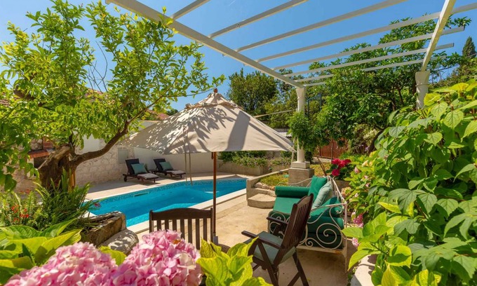Zaton Villa | 120 m² Villa ∙ 4 bedrooms ∙ 8 guests