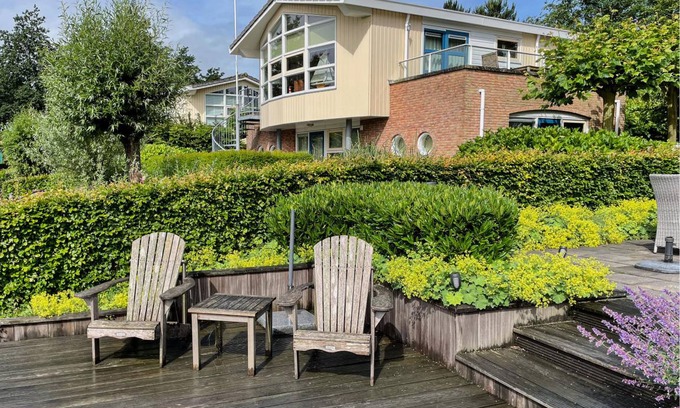 Workum House | 125 m² House ∙ 3 bedrooms ∙ 6 guests