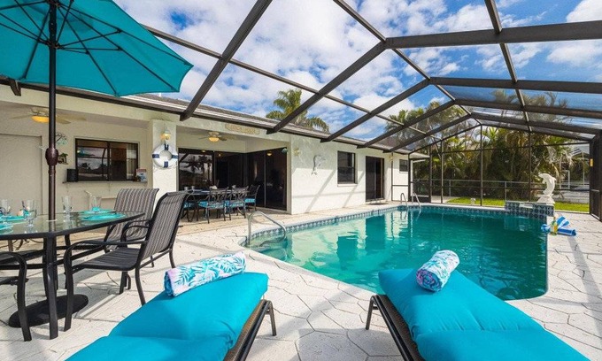 Cape Coral Villa | 141 m² Villa ∙ 3 bedrooms ∙ 6 guests