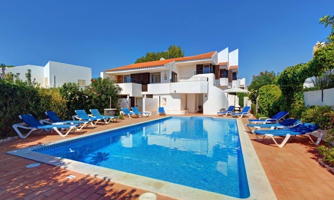Areias de Sao Joao Villa | 15% DISCOUNT ON THE LAST DAYS AVAILABLE 28/08 TO 6/09 HURRY TO HAVE A GREAT TIME