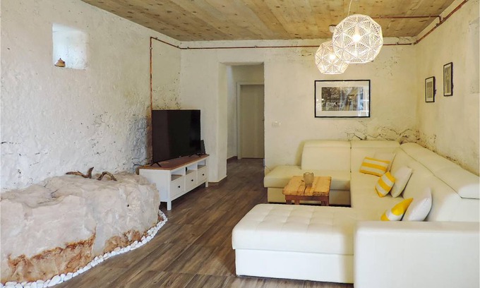 Martinski House | 159 m² House ∙ 6 bedrooms ∙ 12 guests