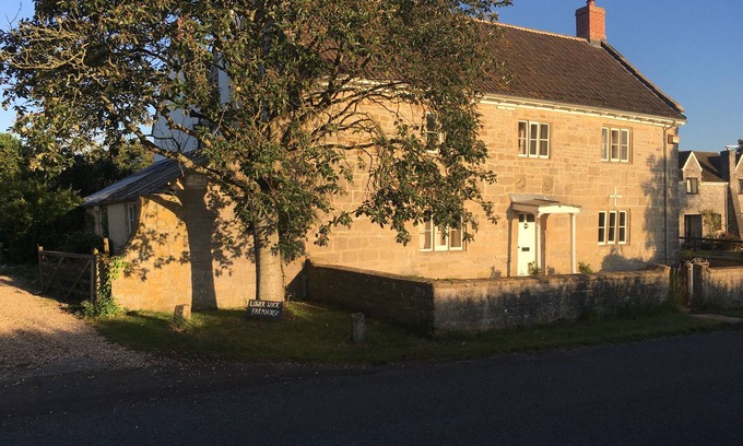 Glastonbury Other | 16thCentury cottage, foothills of Glastonbury Tor, outdoor pool.
