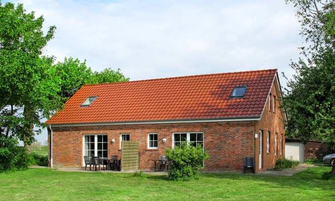 Bunde House | 170 m² House ∙ 8 bedrooms ∙ 14 guests