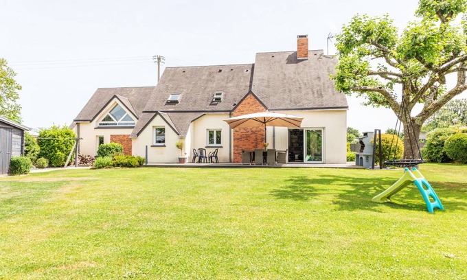 St-Jean-des-Champs House | 180 m² House ∙ 4 bedrooms ∙ 8 guests