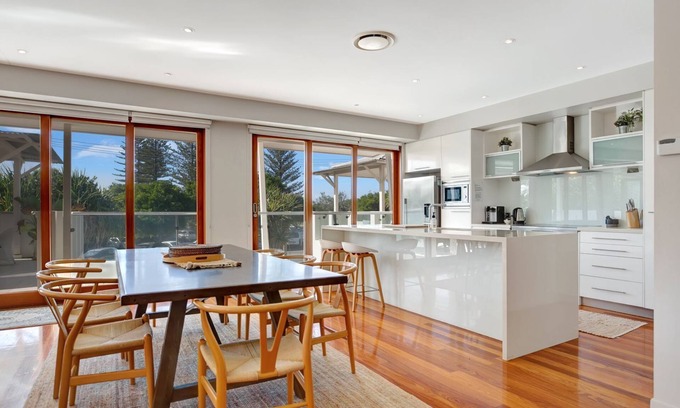 Peregian Beach Apartment | 2/20 Kingfisher Dr Peregian Beach