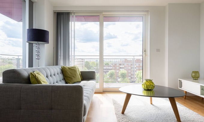 Deptford Apartment | 2 bed 2 Bath Greenwich Apart. - London
