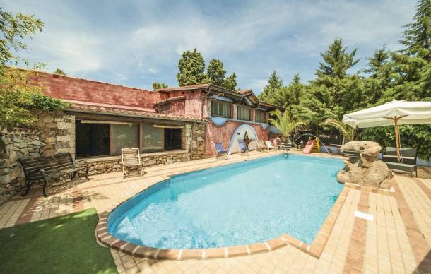 Orgosolo House | 2 bedroom accommodation in Orgosolo (NU)