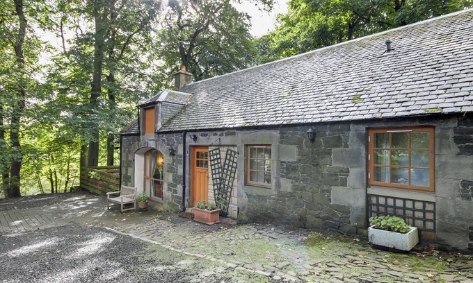 Newbridge Cottage | 2 bedroom accommodation in Ratho, near Edinburgh
