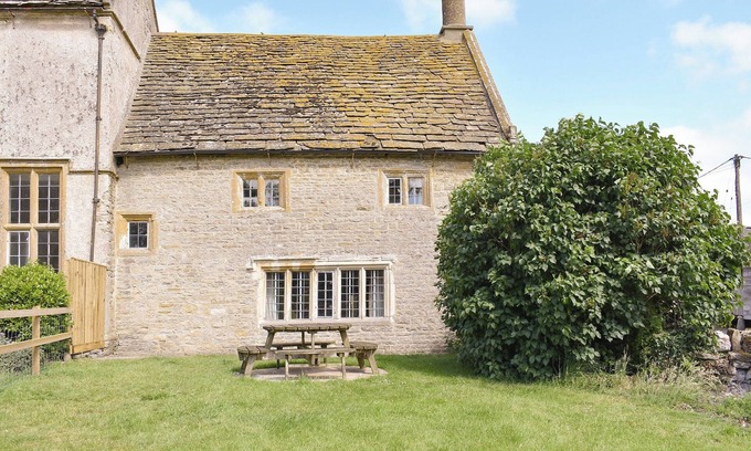Pulham Cottage | 2 bedroom accommodation in Glanvilles Wootton, near Sherborne