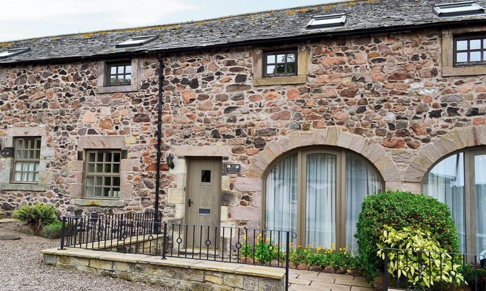 Akeld Cottage | 2 bedroom accommodation in Akeld, Wooler