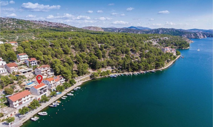 Zaton House | 220 m² House ∙ 5 bedrooms ∙ 12 guests
