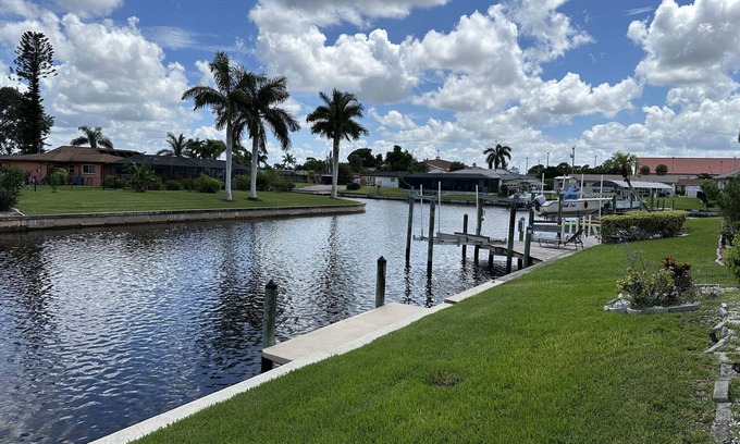 Caloosahatchee Cottage | 25% Fall Discount! Wanna Getaway!?!