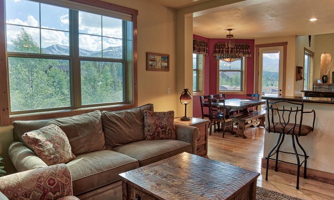 Vista Point House | 285 m² House ∙ 4 bedrooms ∙ 12 guests