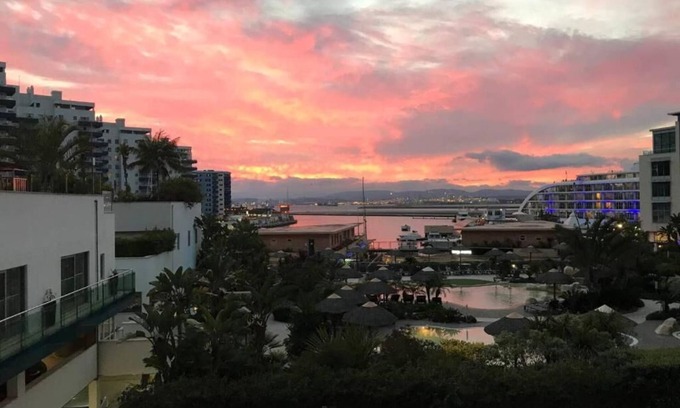 Gibraltar Apartment | 3 bed 2 bath family Apartment in Ocean Village - Rock view and pools