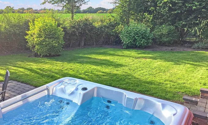 Scawton Ski Chalet | 3 bedroom accommodation in Easingwold