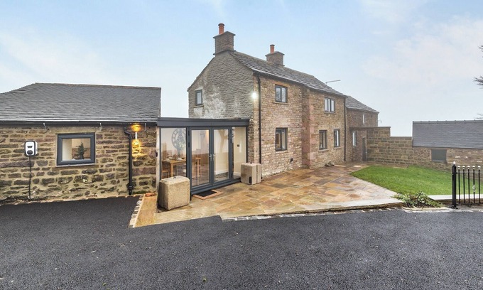 Longnor Cottage | 3 bedroom accommodation in Hollinsclough, near Buxton