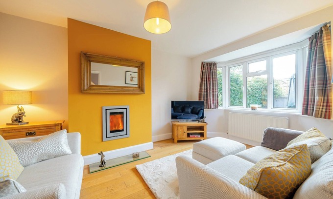 City Centre Cottage | 3 bedroom accommodation in Stratford Upon Avon