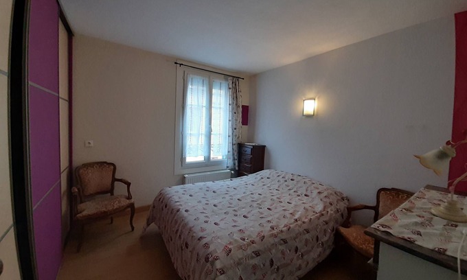 Le Mele-sur-Sarthe House | 3 Bedroom Private vacation home in Le Mêle-sur-Sarthe