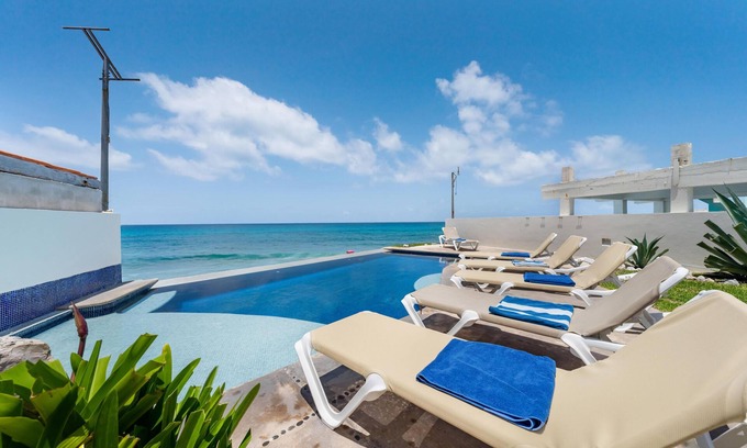 Cancun Condo | 3 BR Oceanfront Villa with Pool