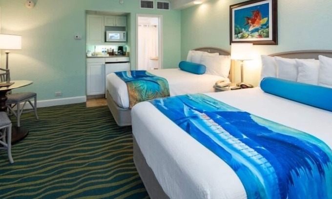 St. Pete Beach Hotel | 3 Deluxe Rooms w/2 Double Beds at RumFish Beach, Steps from White Sand Beaches