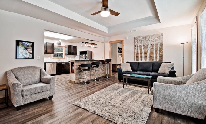 Eureka Springs Historic District House | 3 King Bedrooms, Each with Private En-suite Bathroom . Large Deck