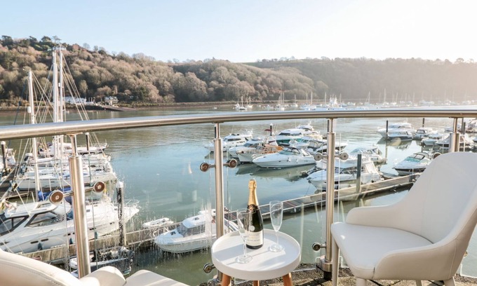 Dartmouth Cottage | 34 DART MARINA in Dartmouth