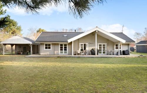 Sjllands Odde House | 4 Bedroom Lovely Home In Sjællands Odde