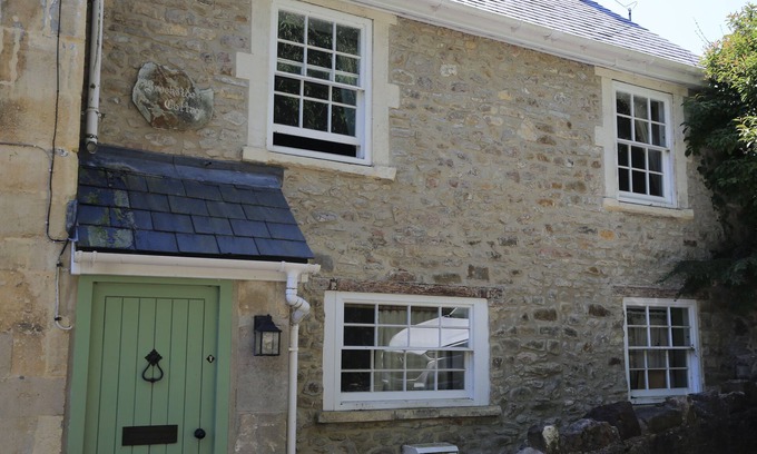 Leigh upon Mendip Cottage | 4 Bedroom newly renovated cottage in quiet Somerset village.