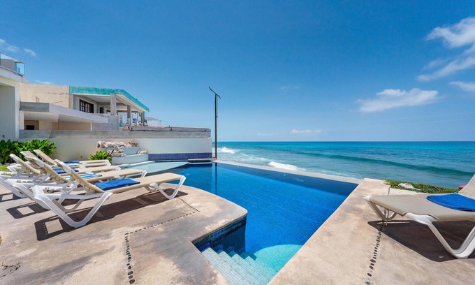 Cancun Condo | 4 BR Oceanfront Villa with Pool