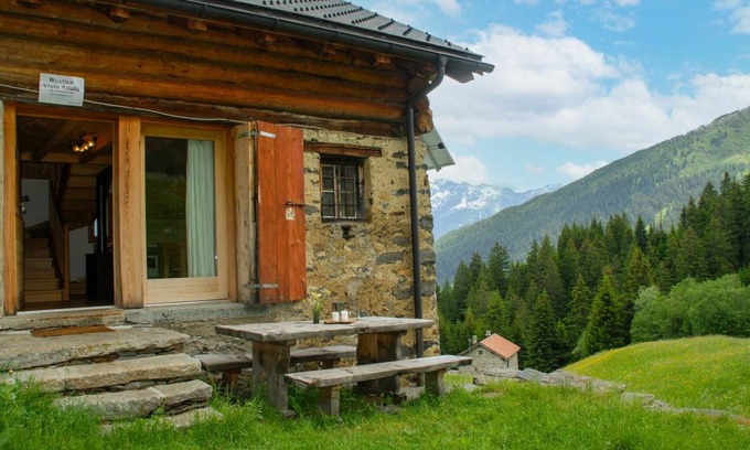 Blenio House | 40 m² House ∙ 2 bedrooms ∙ 4 guests