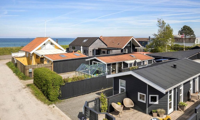 Hasmark Strand House | 43 m² House ∙ 2 bedrooms ∙ 4 guests