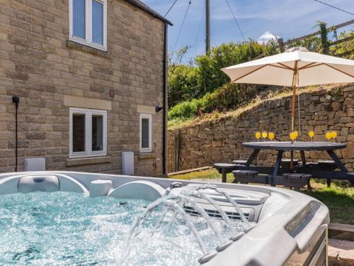 Crich House | 5 Bed in Crich 88486