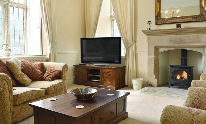 Pulham Cottage | 5 bedroom accommodation in Glanvilles Wootton, near Sherborne