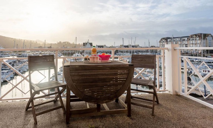 Port Guillaume Apartment | 52 m² Apartment ∙ 2 bedrooms ∙ 6 guests