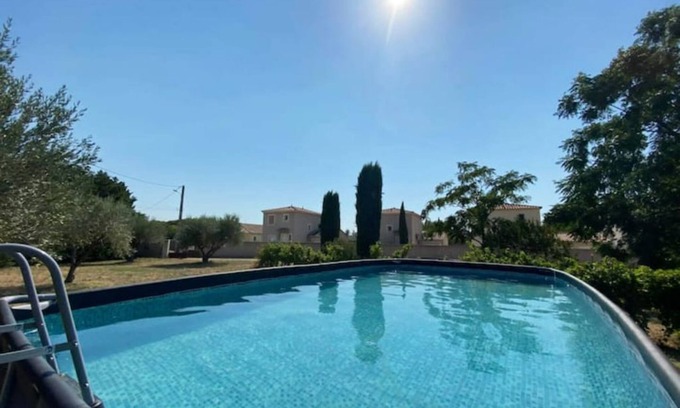 Saint-Hilaire-d'Ozilhan Other | 6 Bedroom Agritourism property in Saint-Hilaire-d'Ozilhan