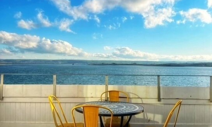 Appledore Apartment | 6 The Gaeity