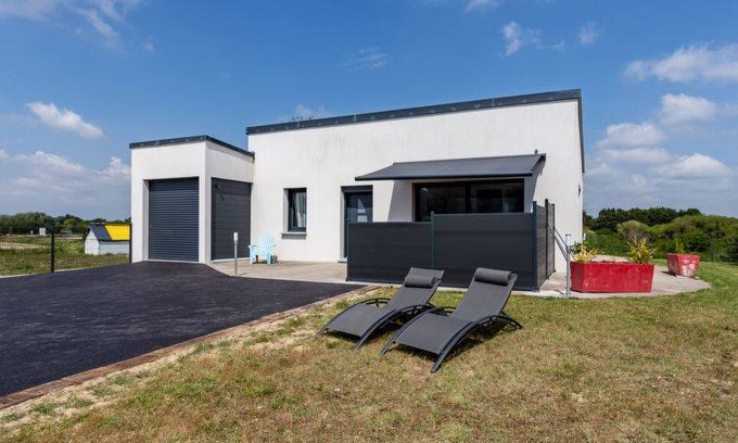 Saint-Germain-sur-Ay House | 68 m² House ∙ 2 bedrooms ∙ 4 guests